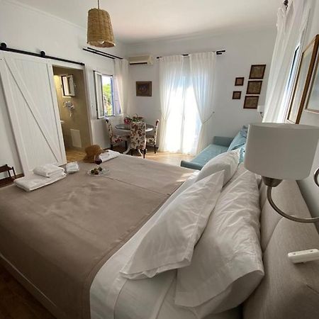 Reginas Apartments Иксиа Экстерьер фото