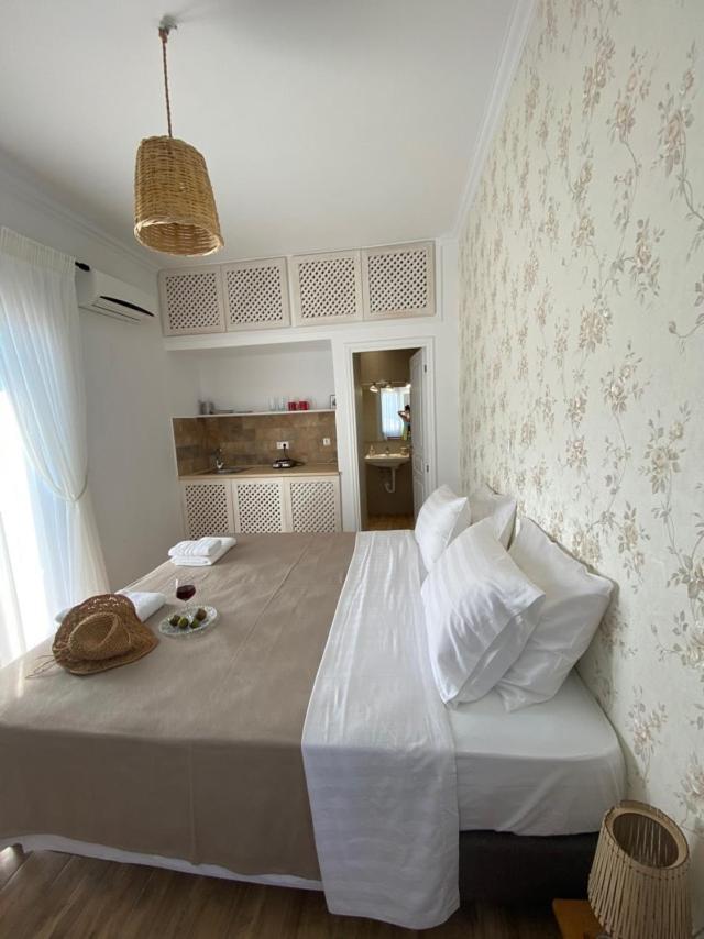 Reginas Apartments Иксиа Экстерьер фото