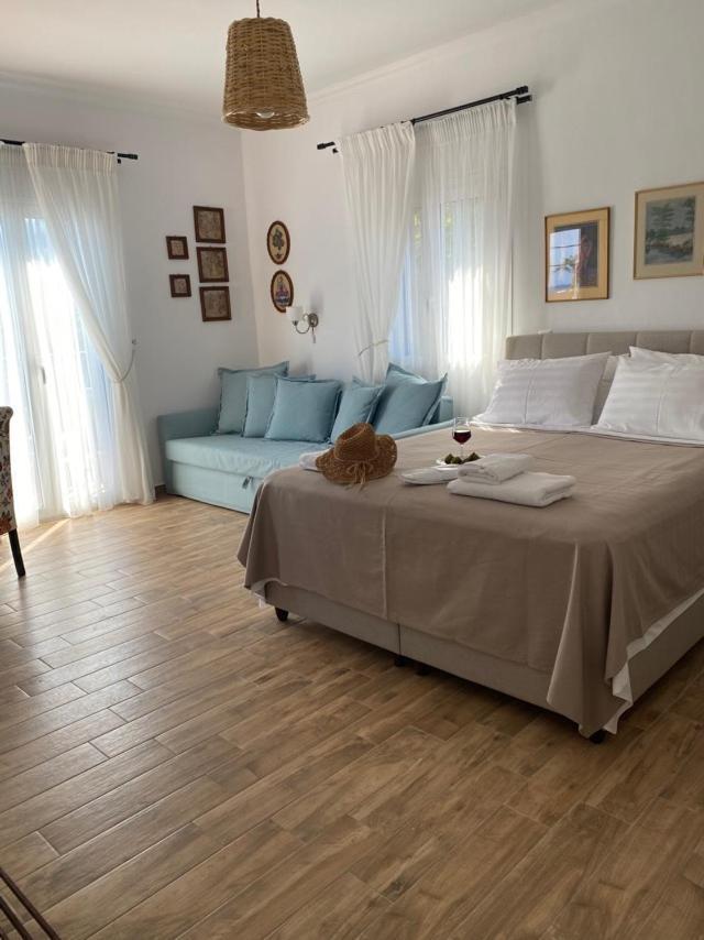 Reginas Apartments Иксиа Экстерьер фото