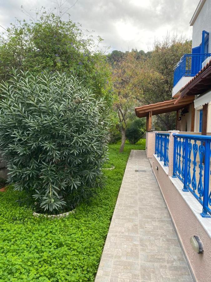 Reginas Apartments Иксиа Экстерьер фото